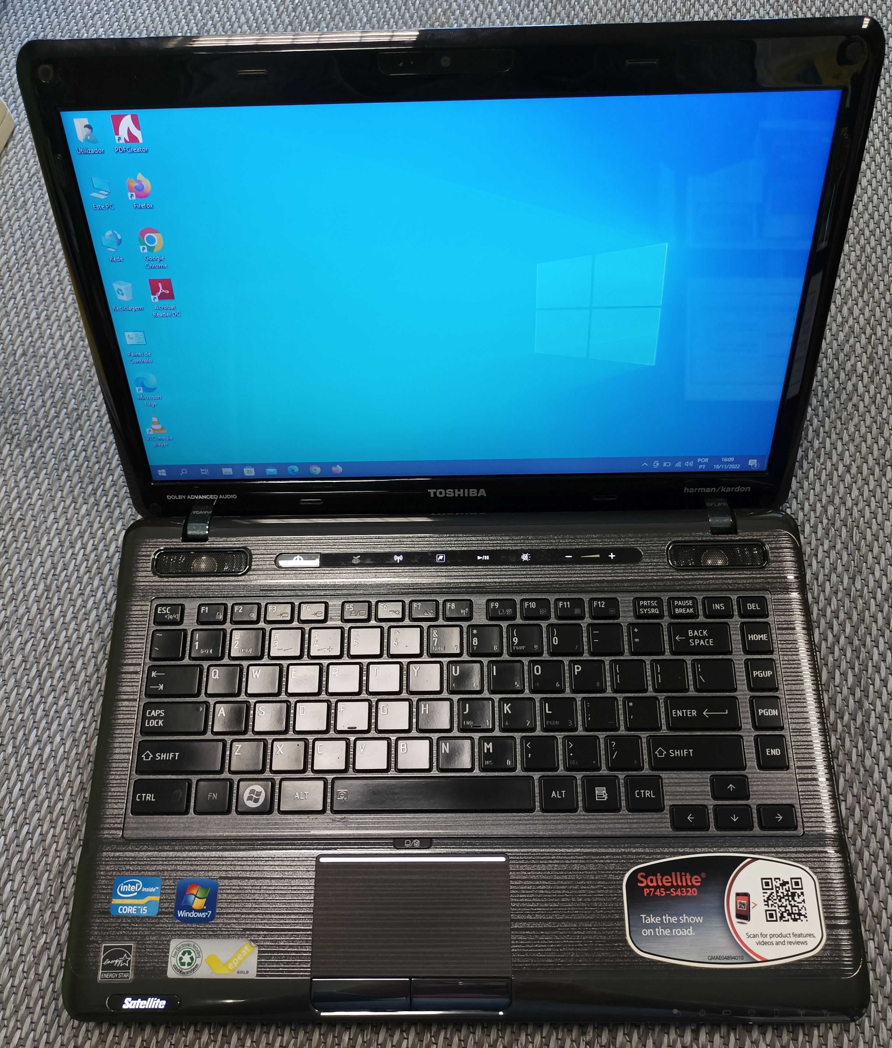 TOSHIBA Satellite P745