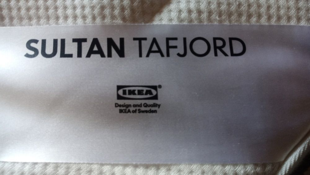 SobreColchão Branco SULTAN (custou 190 no iKea)