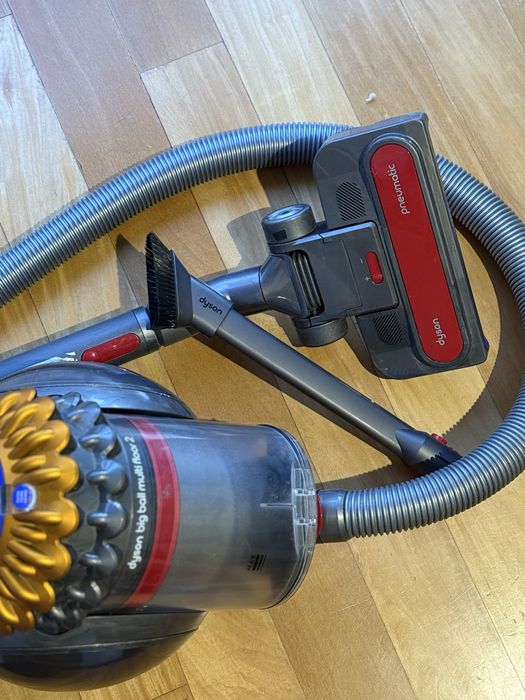 Aspirador dyson big ball multi floor2