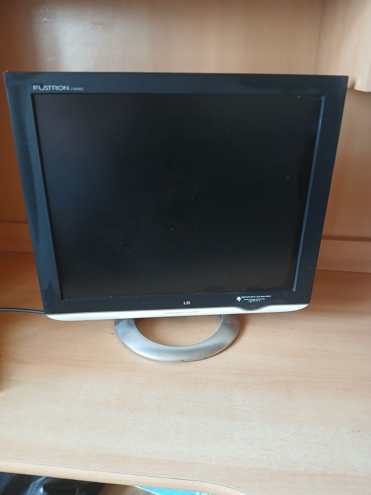 Монітор LG flatron L1940 BQS