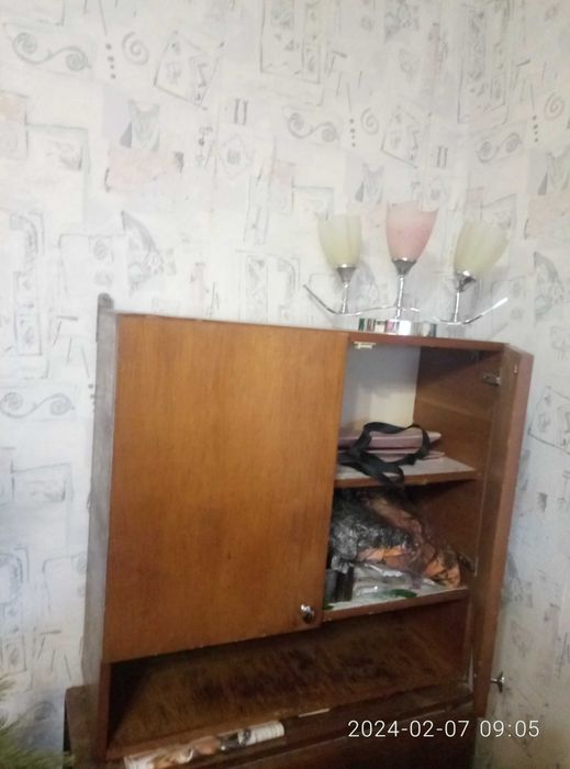 Кухонний шкафчик