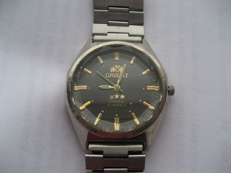 Часы "ORIENT" кварц,made in Japan.