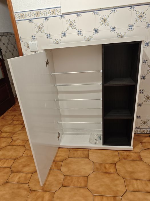 Vendo móvel sapateira