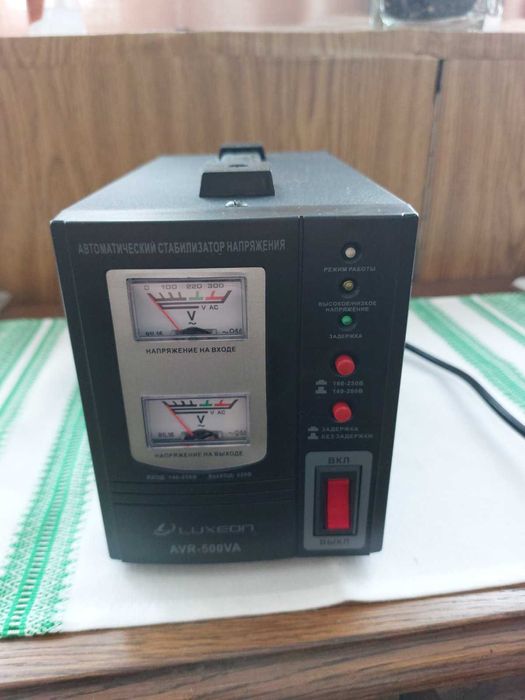 Cтабілізатор напруги Luxeon AVR-500VA