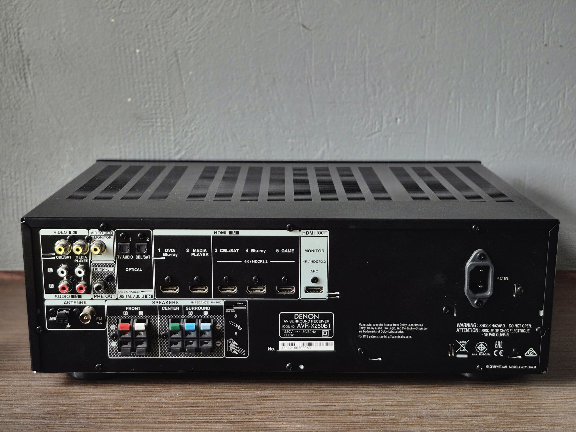 Amplituner Denon AVR-X250BT 5.1 świetny stan