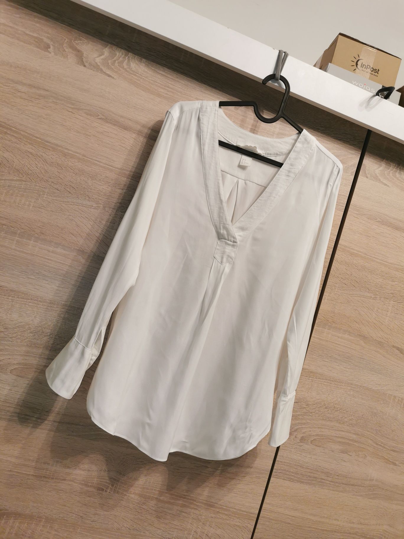 H&M 34 XS bluzka elegancka w serek na długi rekaw