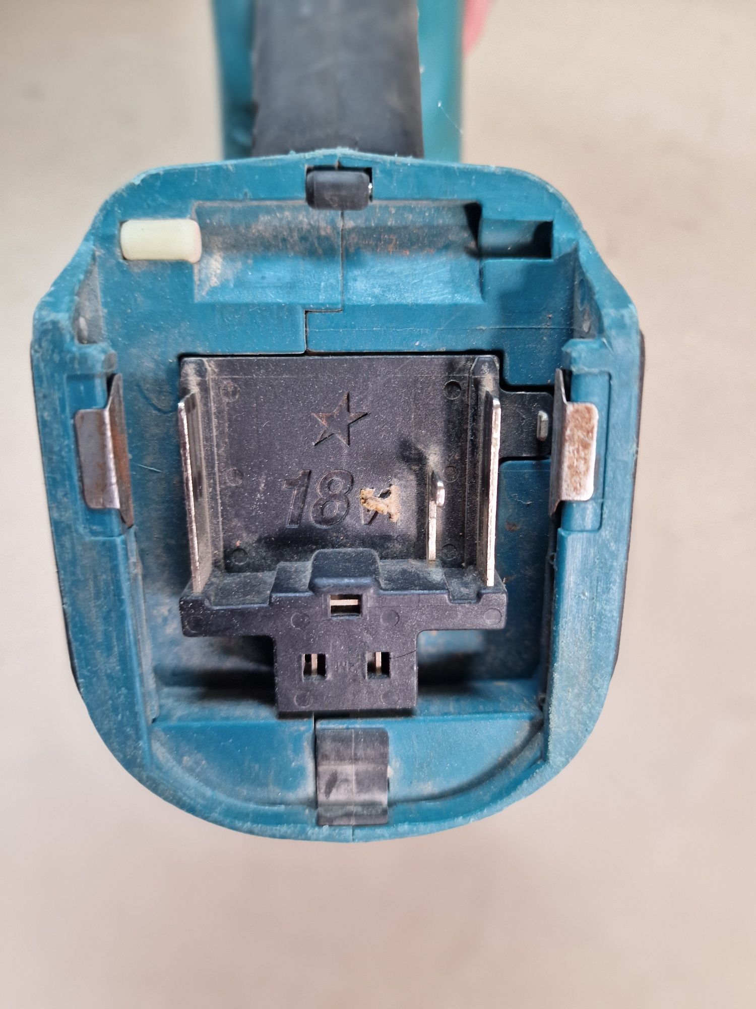 Makita DHR202 18V młotowiertarka