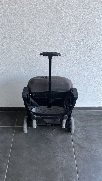 Carrinho de passeio Kubic.