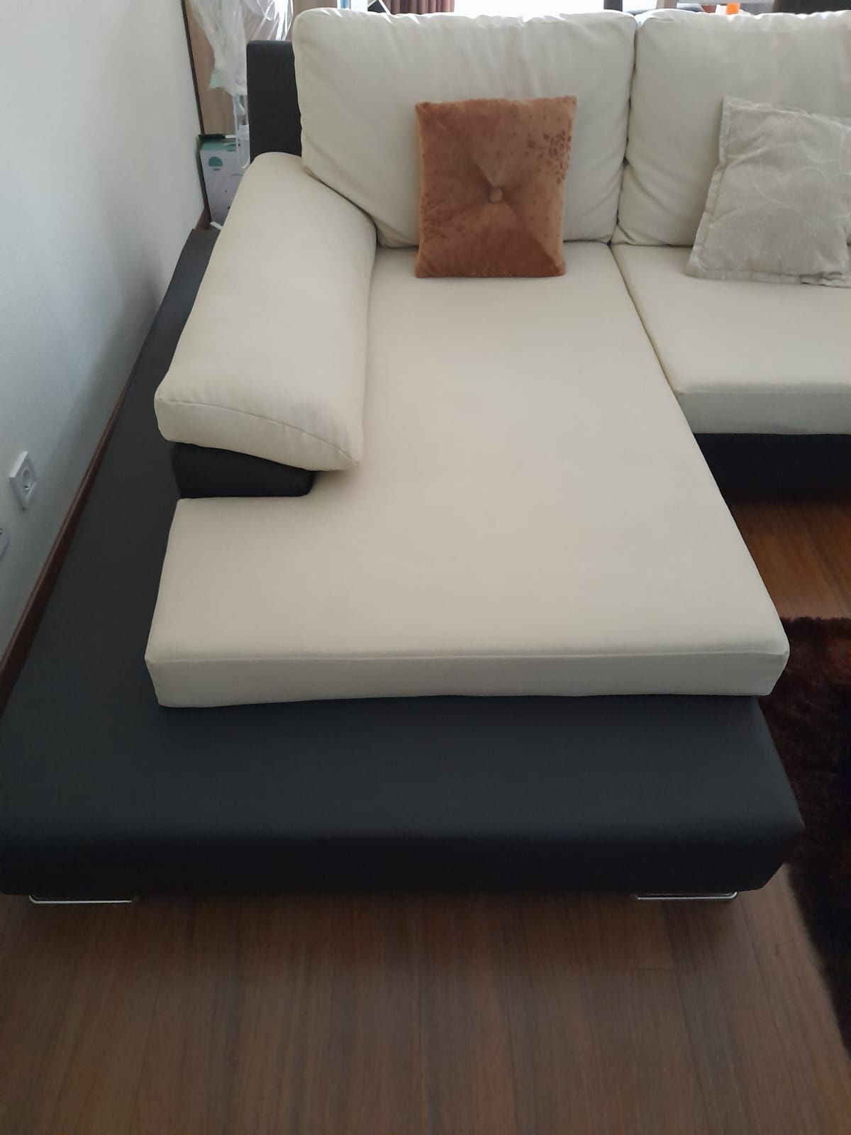 Sofá+ Mesa de centro