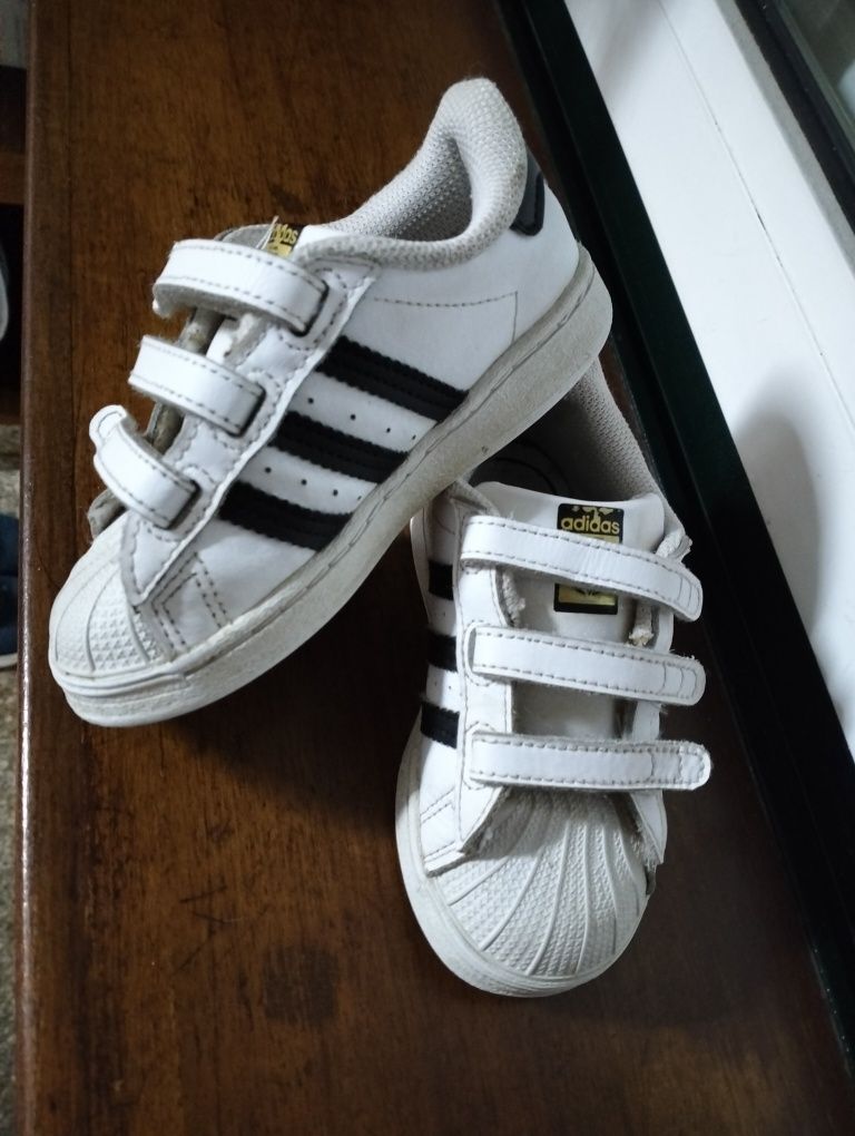 Sapatilhas adidas superstar