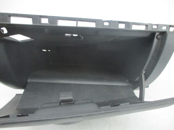 Porta luvas RENAULT Clio III (BR0/1, CR0/1)