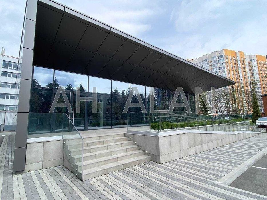 Оренда окремої будівлі по  Берестейский пр-т. Нивки