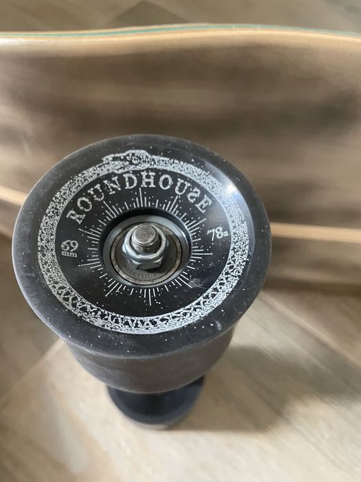Carver Trucks Cx e Rodas Roundhouse Grip e Concave