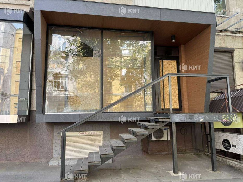 Аренда магазина в центре города, Сумской рынок, 96 м2, 128684