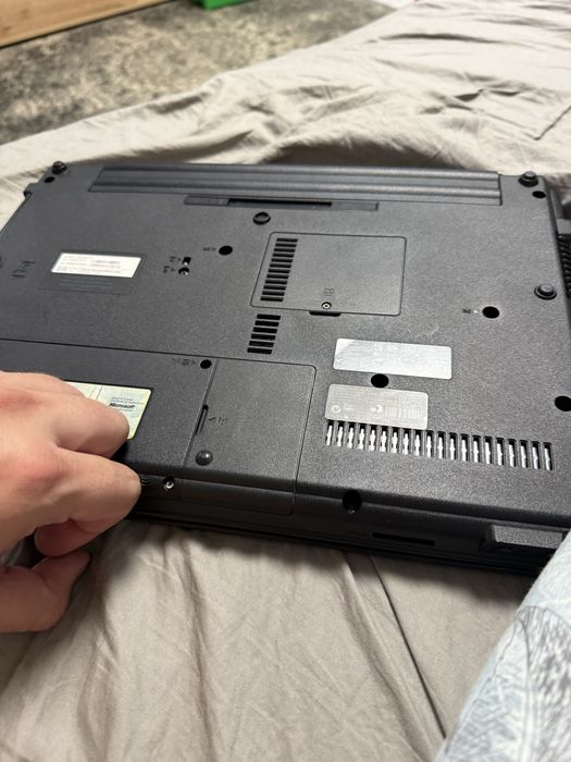 Laptop HP compaq 610