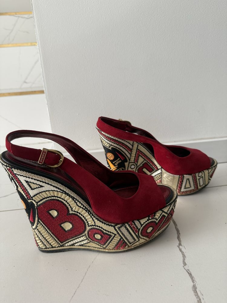 Baldinini koturny buty na platformie na koturnie czerwone złote r. 38