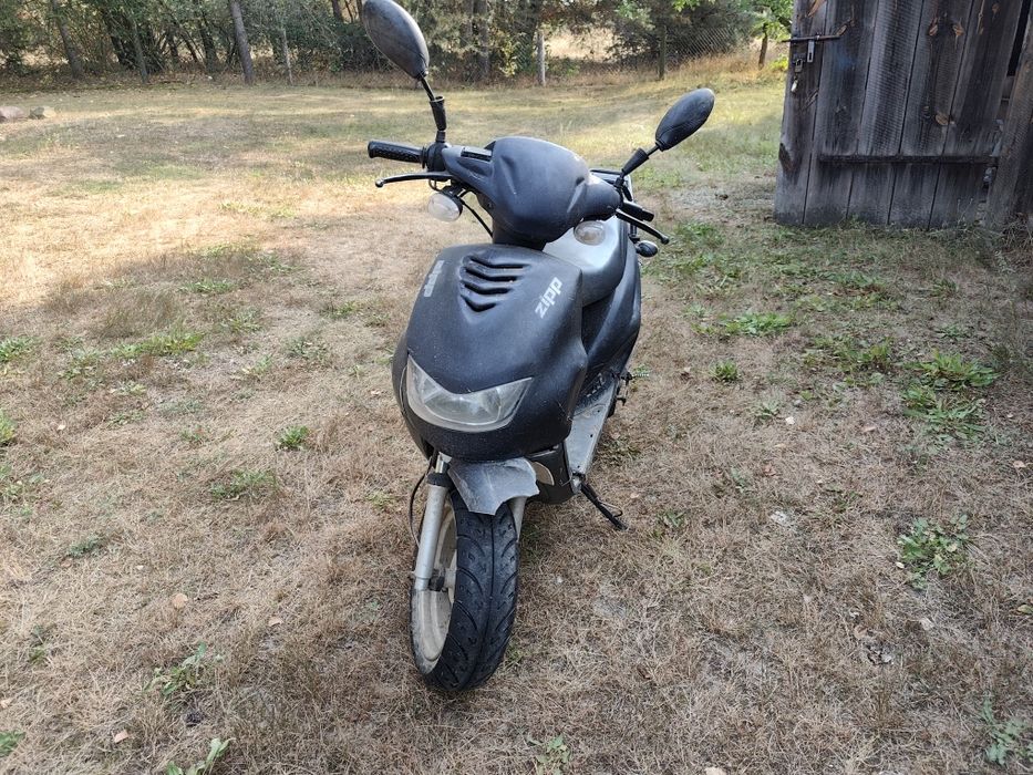 Skuter sprzedam! Pozostałości