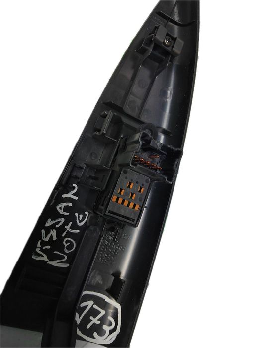 Comando / botão / interruptor vidros frente direito NISSAN Note (E11,