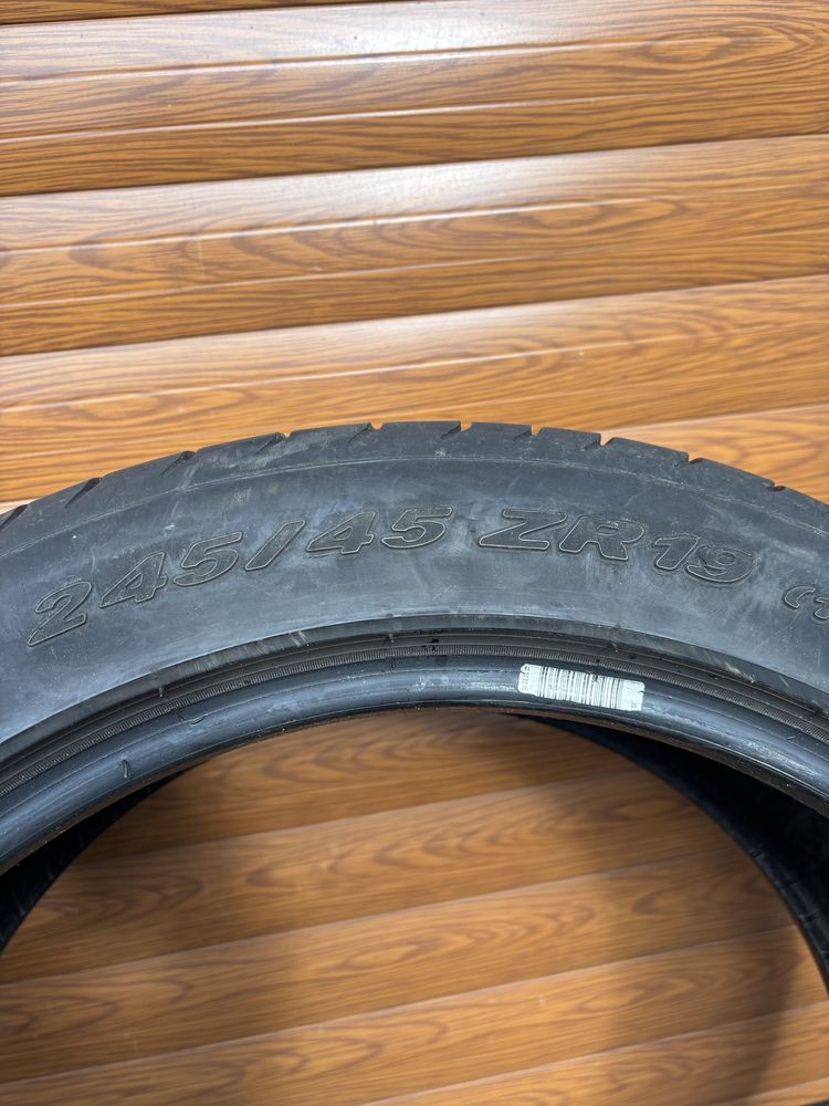 245/45/19 Pirelli 4 opony letnie