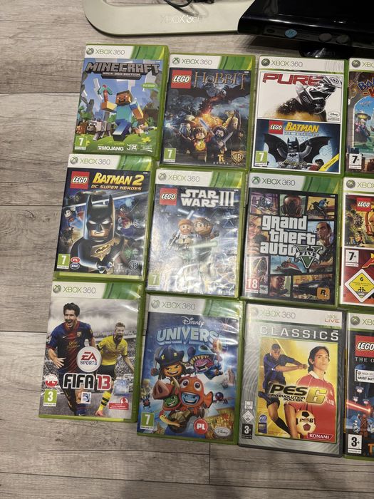 Zestaw kierownica xbox 360, kinect + 22 gry