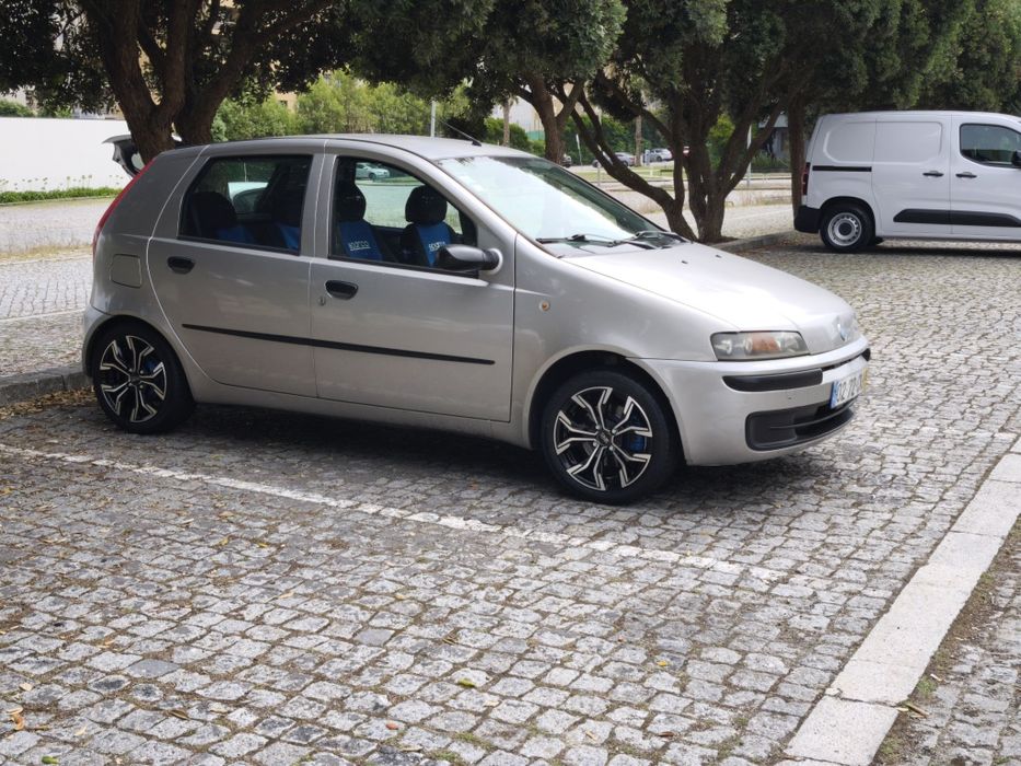 Fiat punto año 2000