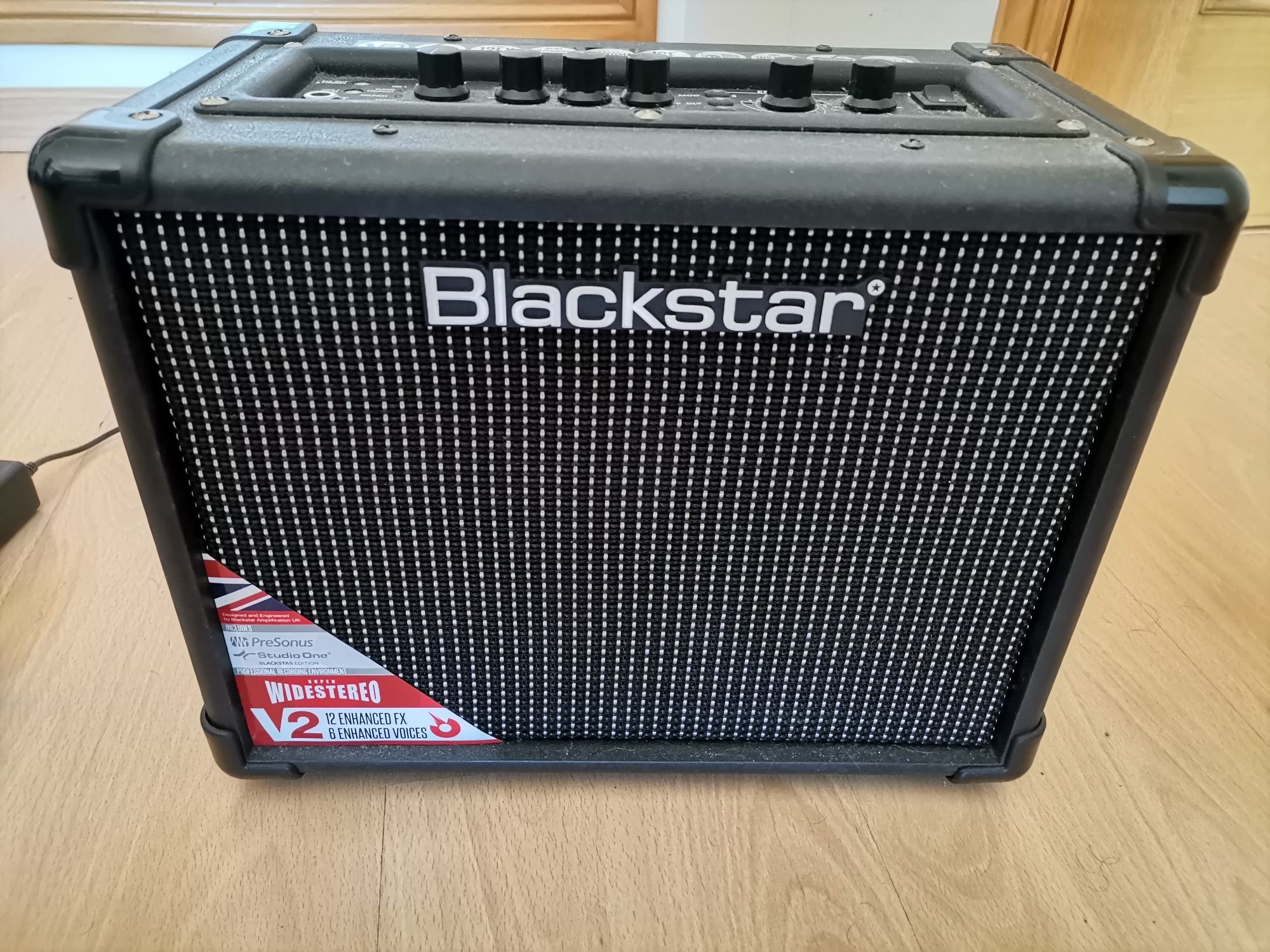 Amplificador Blackstar ID:CORE 10 v2