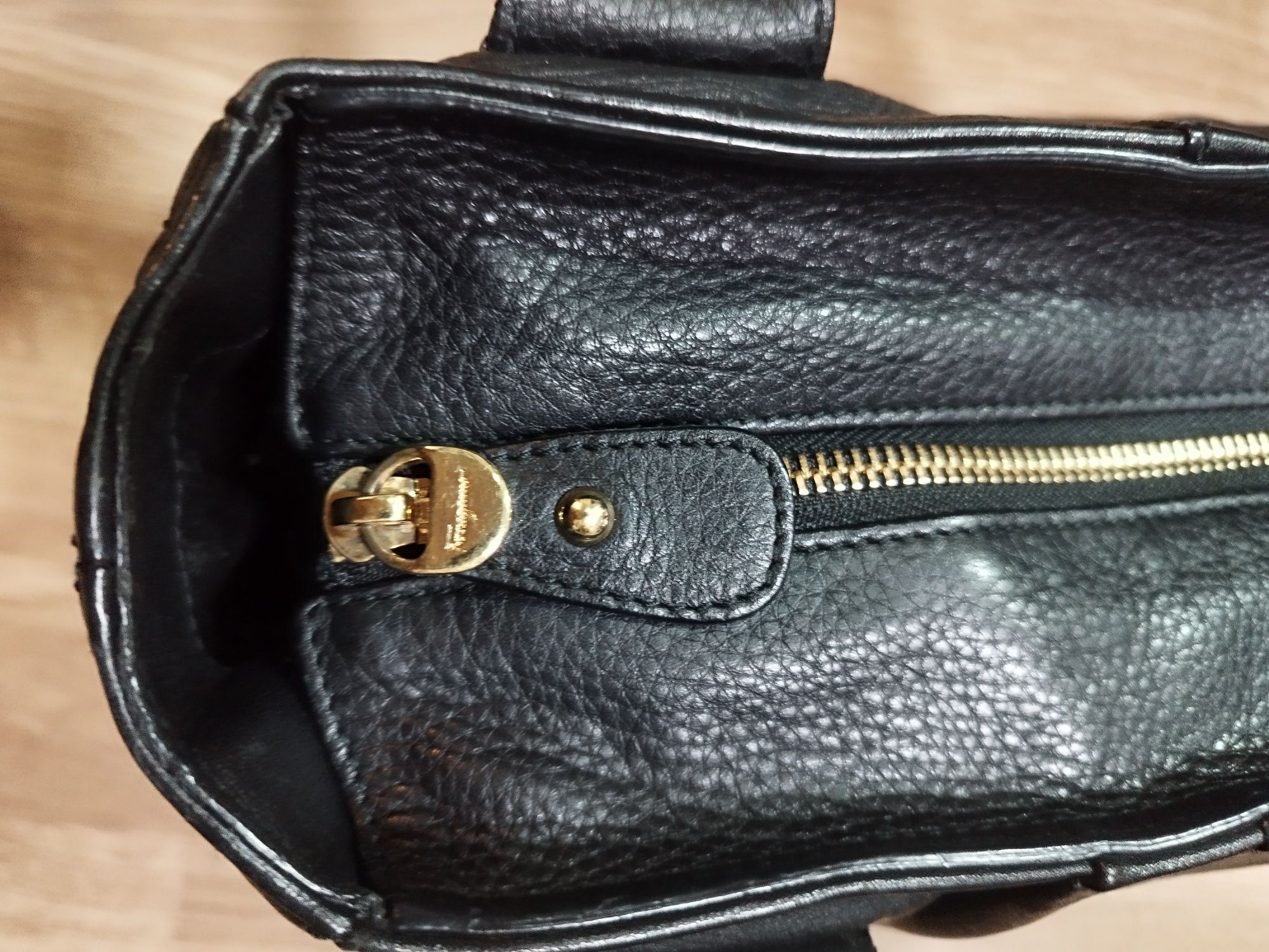 Mala em PELE *Salvador Ferragamo