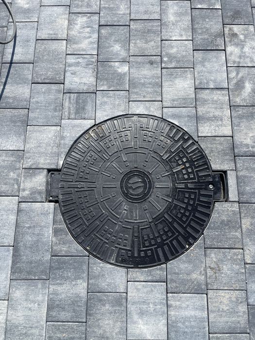 Układanie kostki brukowej