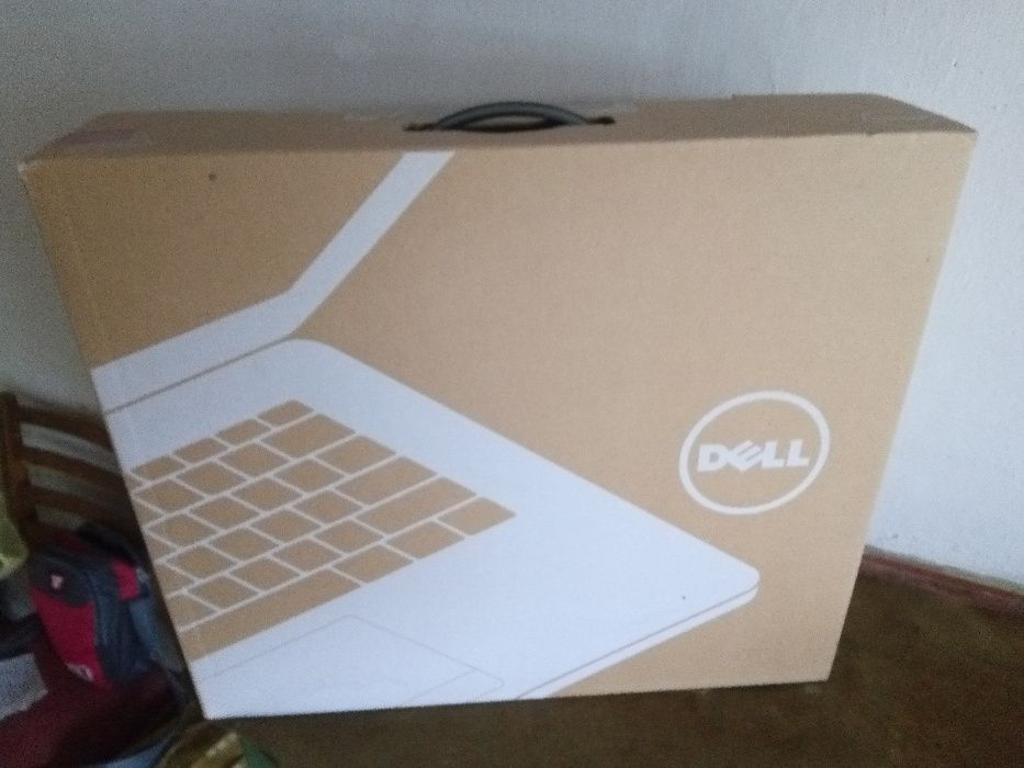 Ноутбук Dell Inspiron 3721