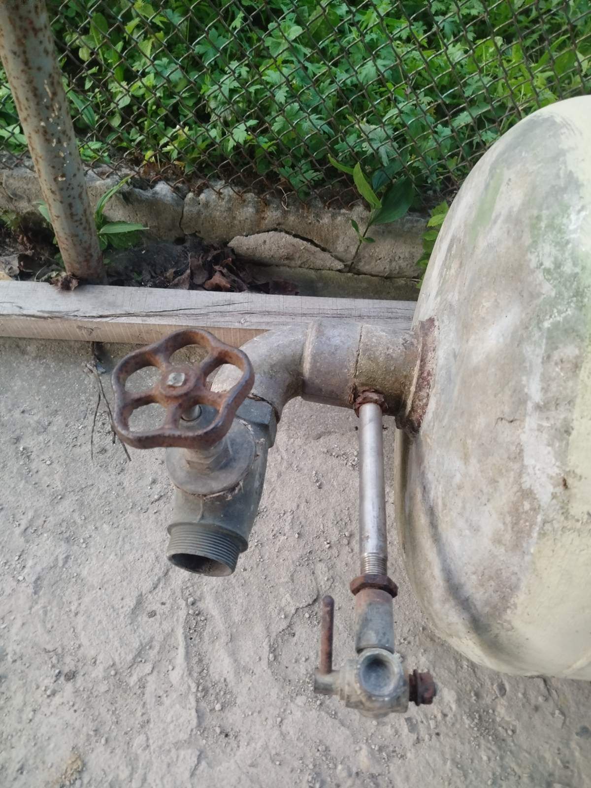 Бочка для води з алюмінію