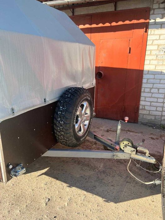 Причіп автомобільний