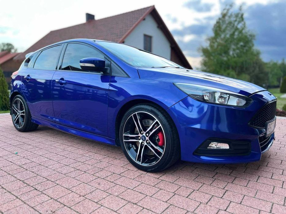 Ford Focus ST 2.0 EcoBoost