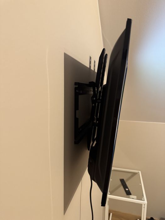 Telewizor 32” Kruger&Matz HD Smart TV DVBT-T2