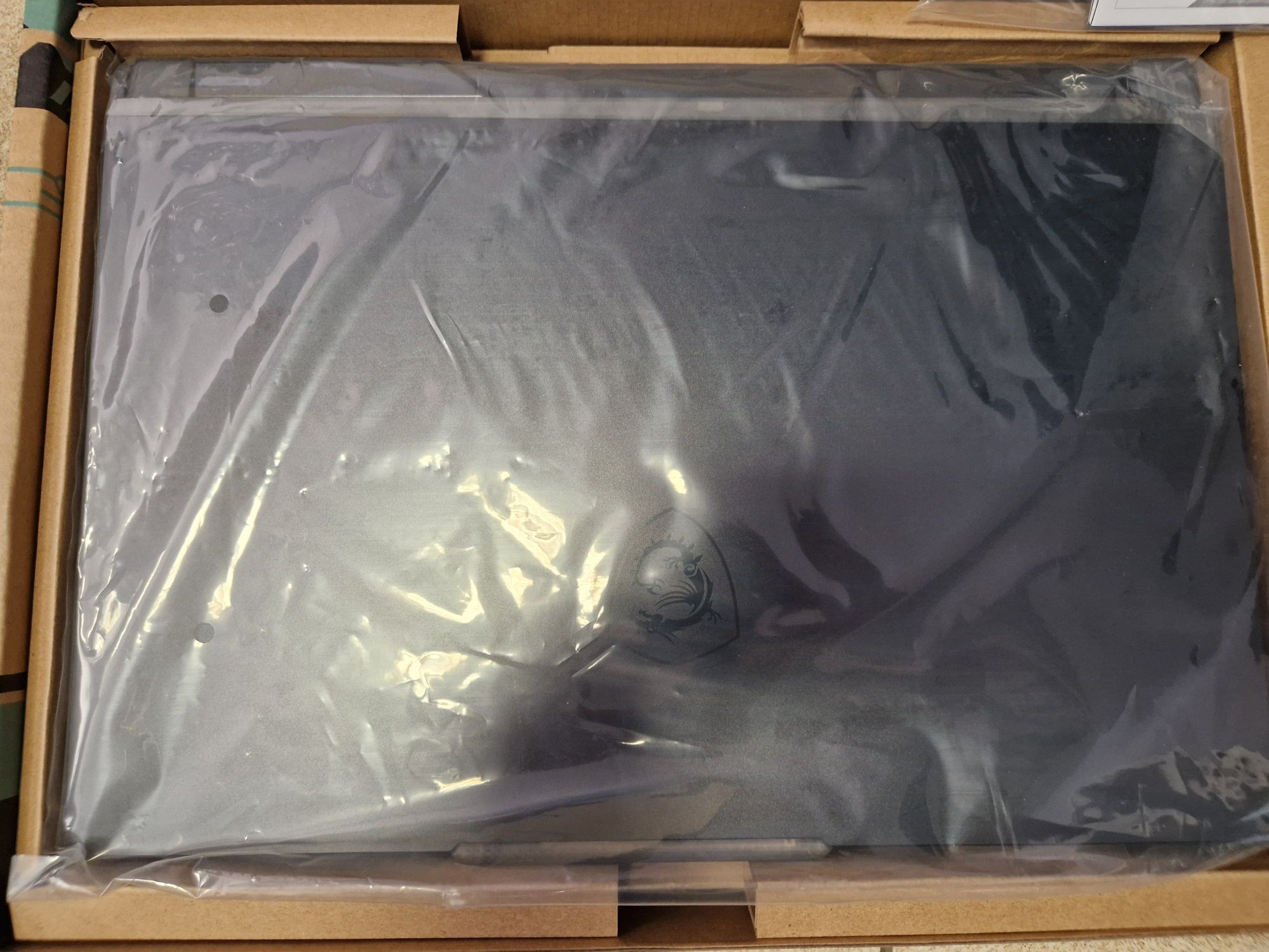 Laptop MSI Cyborg 15 A13VF-1484XPL-i7