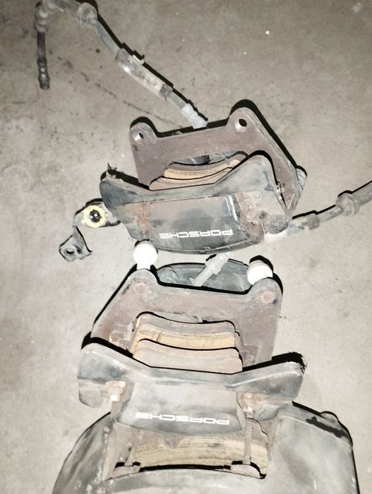 Суппорта Porsche macan