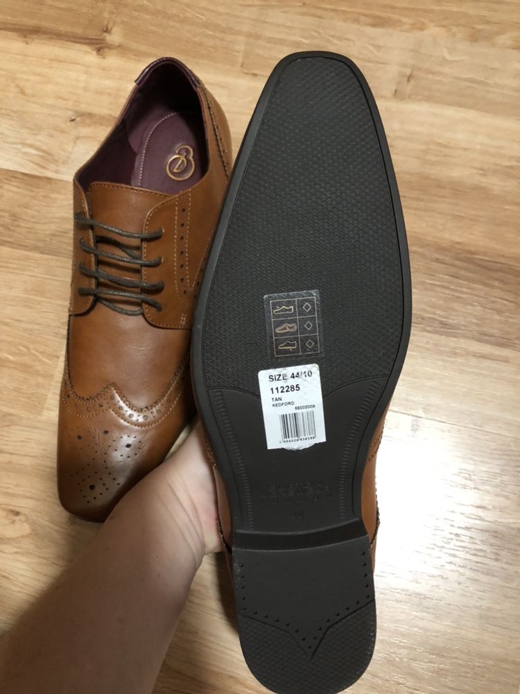 Buty nowe pantofle Burton 44