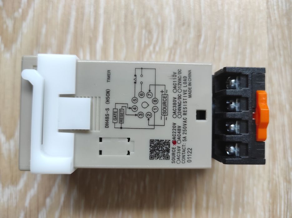 Реле времени DH48S-S 0.1S-99H
