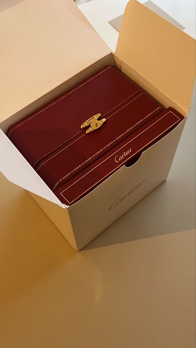 cartier panthere em estado NOVO