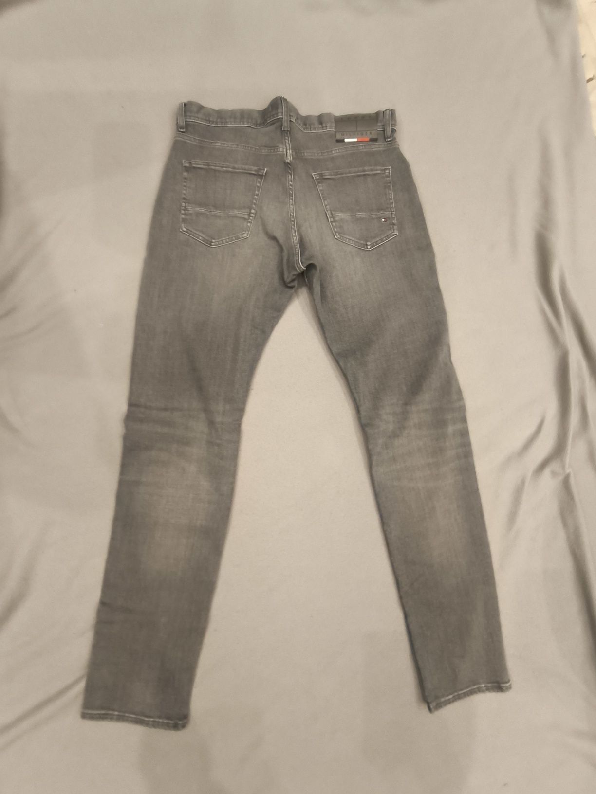 NOWE Spodnie Dżinsy Męskie Jeansy Tommy Hilfiger TH Flex