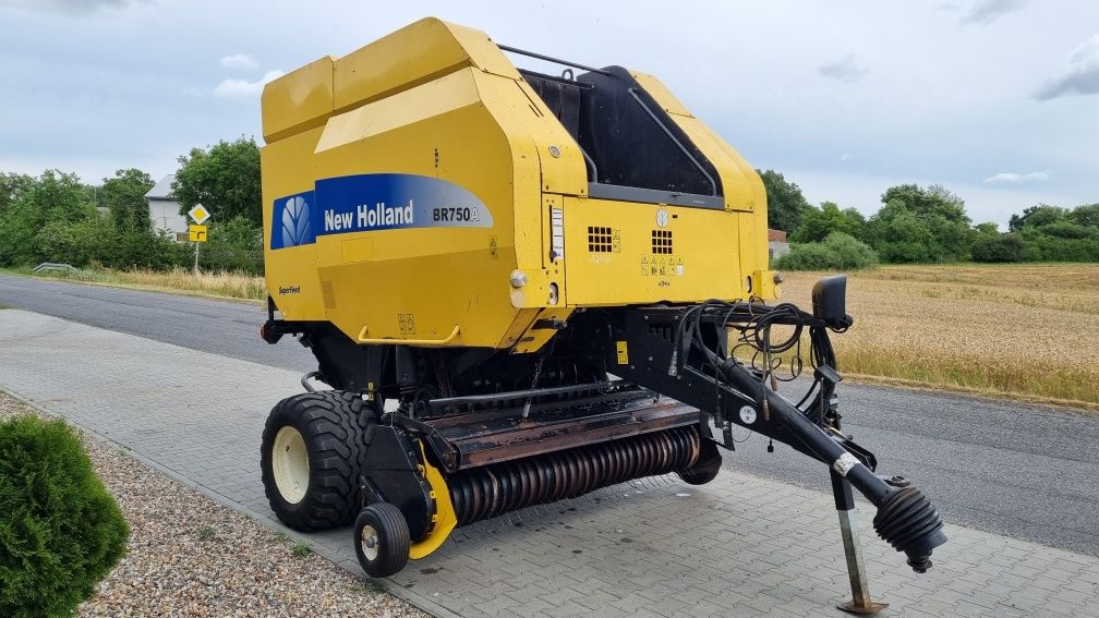 New Holland BR750A siatka