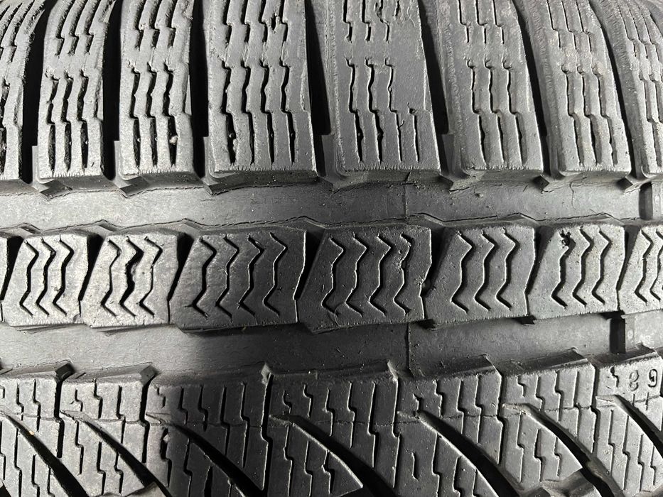 GS1123 Зимові шини 255/35r19 Nokian WR A4 пара резина р19