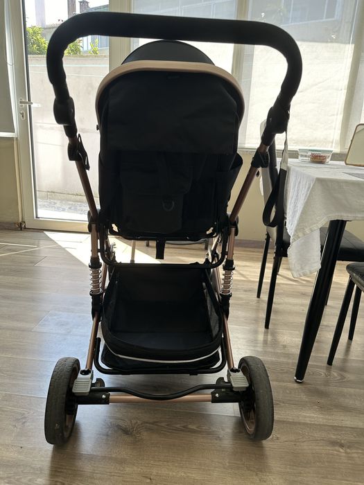 Carrinho de bebé 3 em 1 - Trio Mágico Preto / Dourado