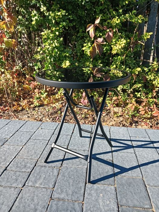 Rozkładany stolik czarny ze szklanym blatem