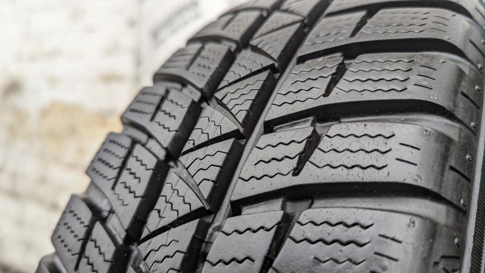 Шини 165/70 R 14 Falken Eurowinter HS449. Зима комплект. Колеса склад