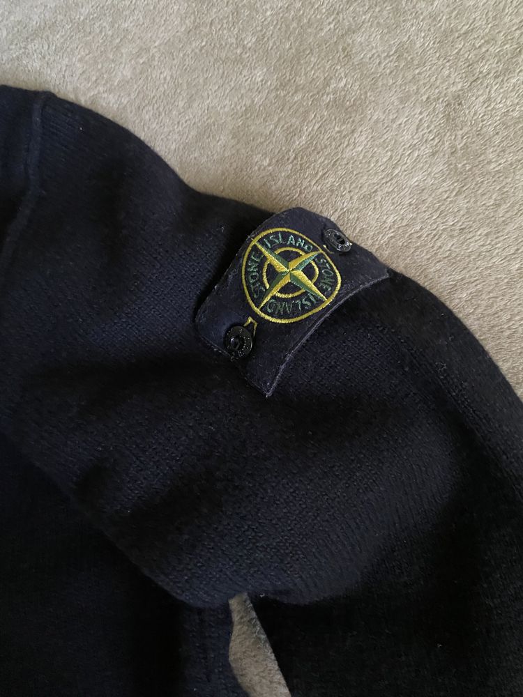 Sweter stone island