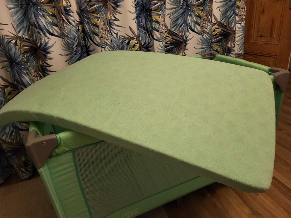 Łóżeczko turystyczne