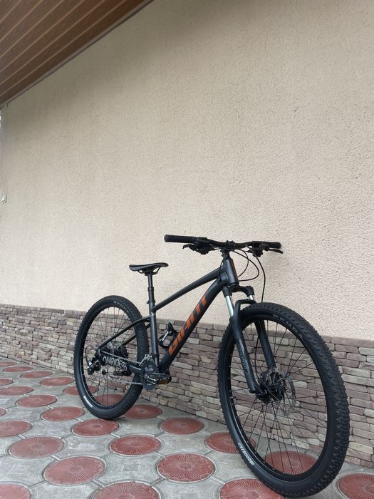 Продам велосипед Giant Talon 2024.   27.5
