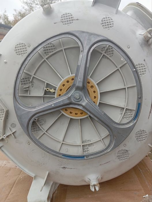 Барабан, Бак для вертикальной стиральной машины zanussi zwq61