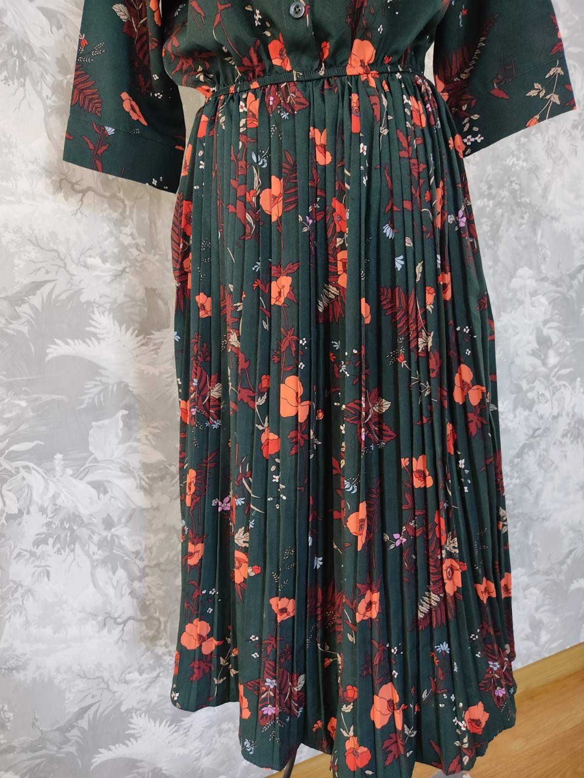 Винтажное плисированое платье 44-46 р