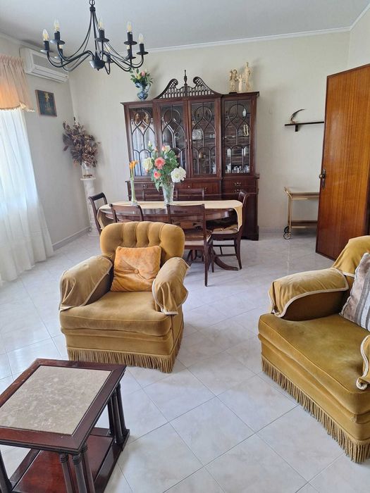 Olhão: Quarto em suite, boa qualidade e boa localização